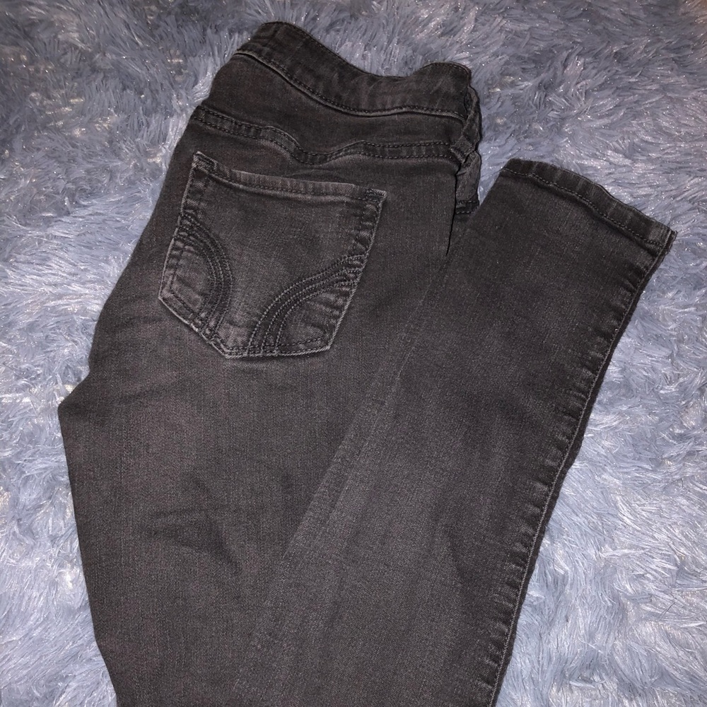 Hollister Jeans! “Super skinny”